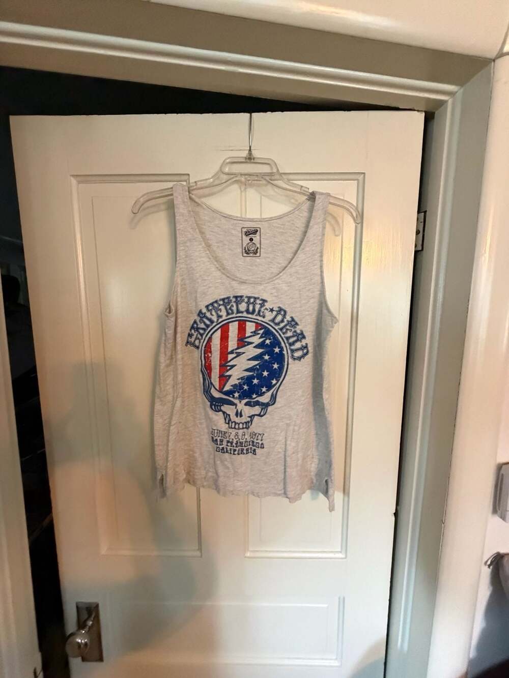 Old Navy Collectabilitees Grateful Dead Skull Graphic Tank Top